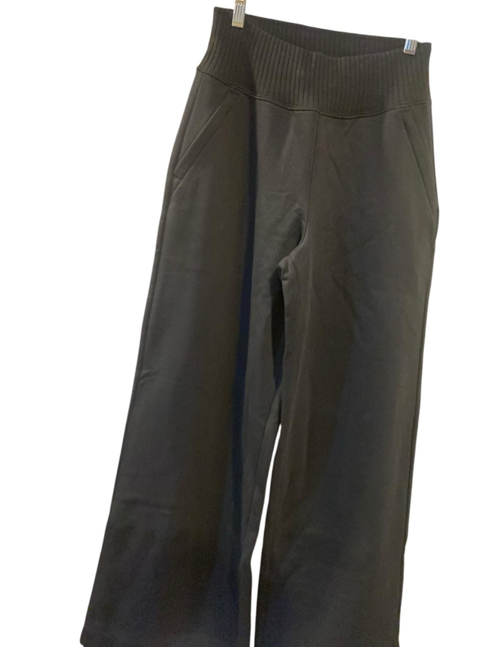 NWT Alo Yoga serenity wide leg sweatpants BLACK Size S